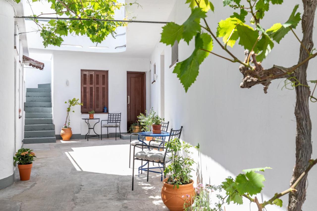 Uncle John'S Guesthouse Bandar Skopelos Luaran gambar
