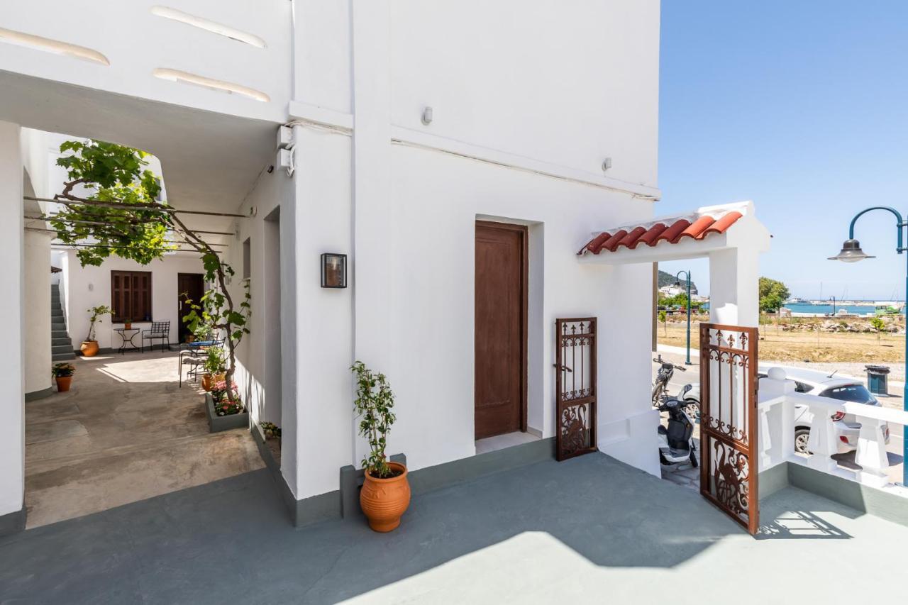 Uncle John'S Guesthouse Bandar Skopelos Luaran gambar